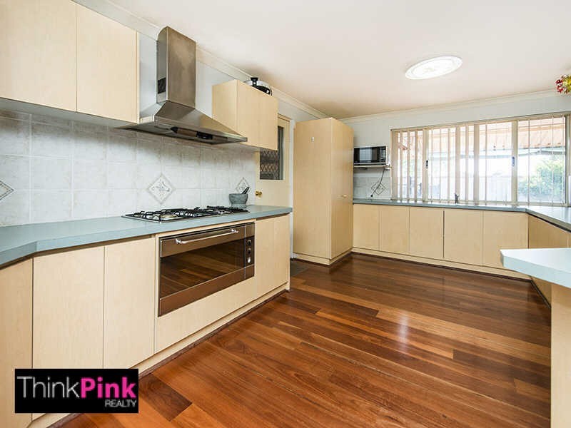 55 Sugarwood Drive, Thornlie WA 6108