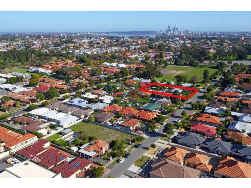 25 Planet Street, Carlisle WA 6101