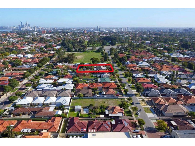 25 Planet Street, Carlisle WA 6101