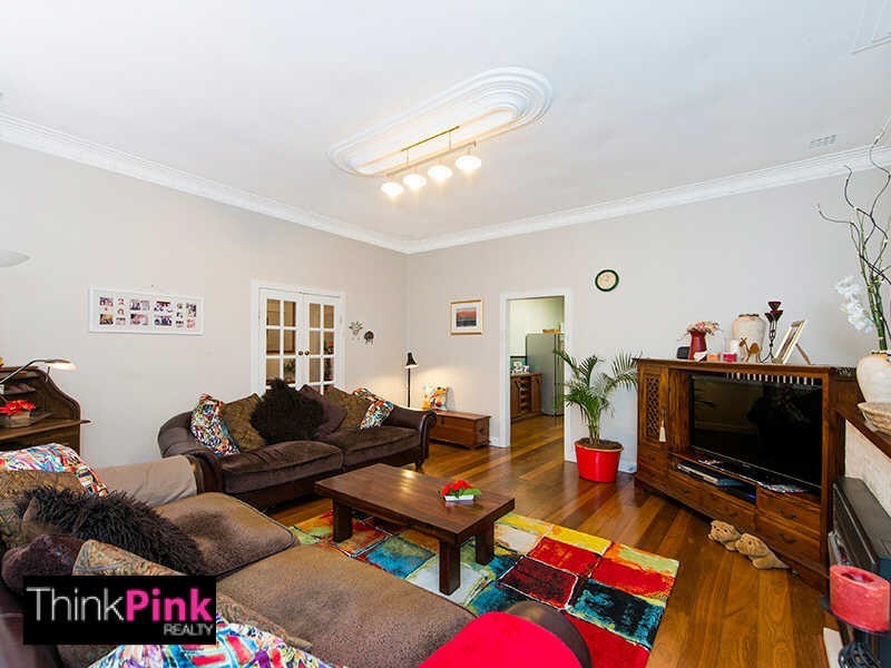 25 Planet Street, Carlisle WA 6101