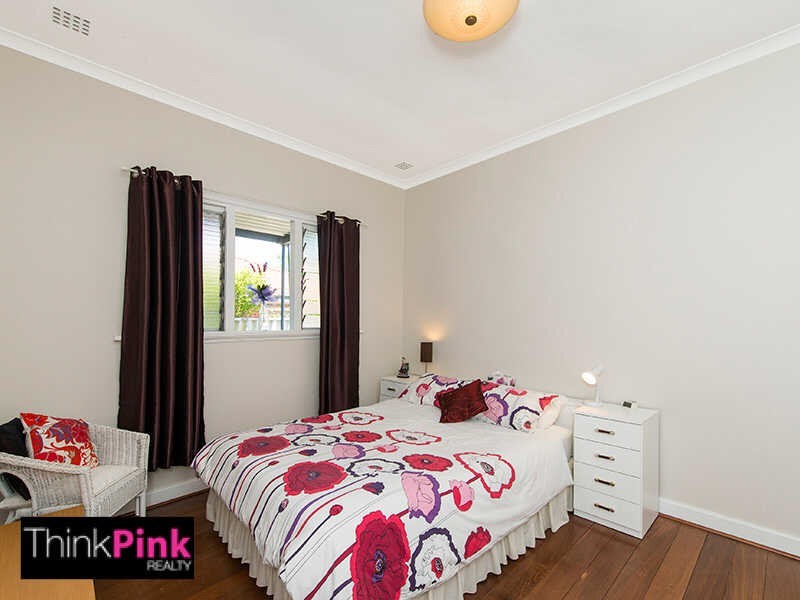 25 Planet Street, Carlisle WA 6101