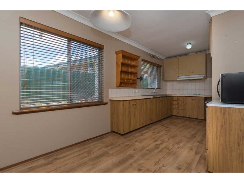 85 Arlunya Avenue, Cloverdale WA 6105