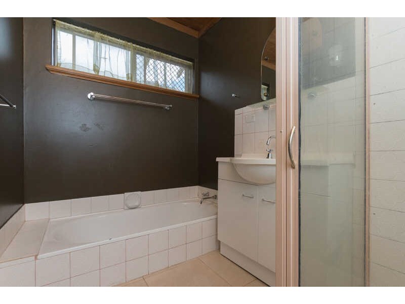 85 Arlunya Avenue, Cloverdale WA 6105