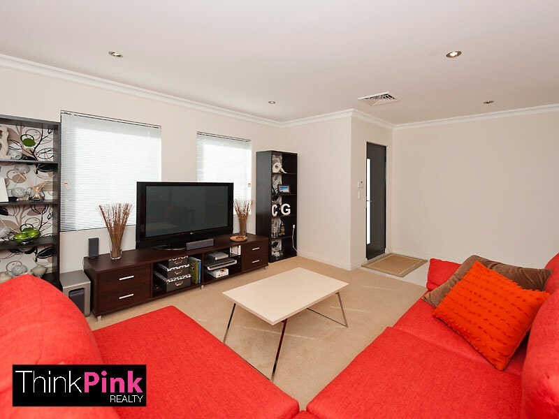 1/98 Surrey Road, Rivervale WA 6103