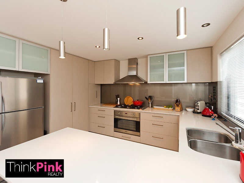 1/98 Surrey Road, Rivervale WA 6103