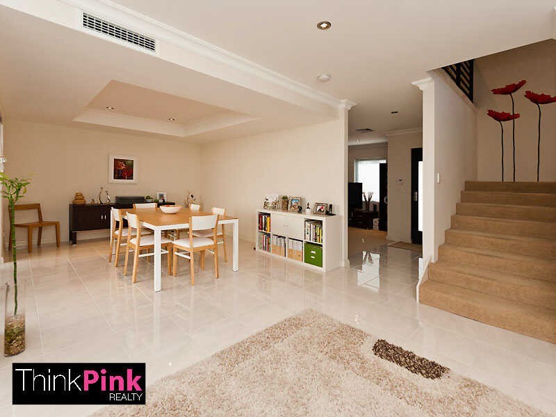 1/98 Surrey Road, Rivervale WA 6103