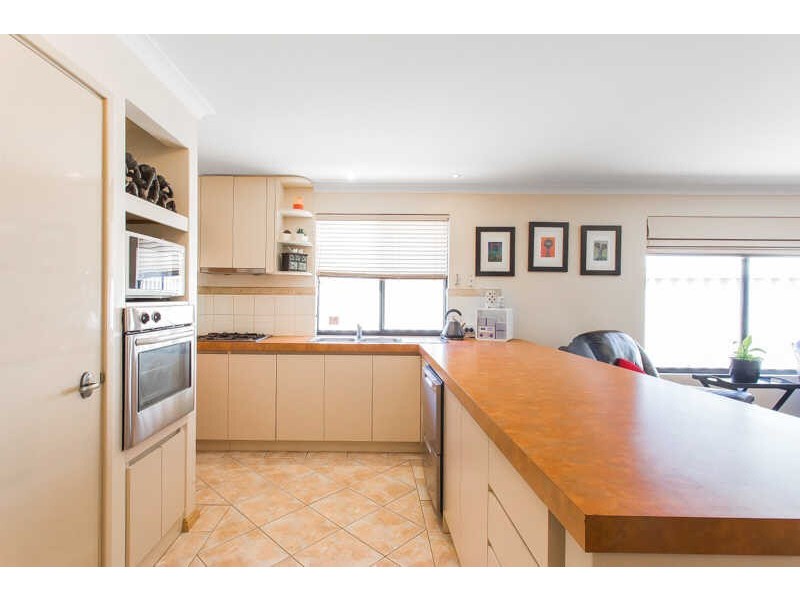 156 Oats Street, Carlisle WA 6101