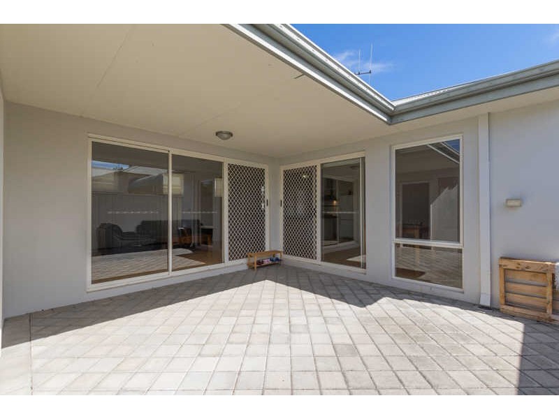 16A Weston Street, Carlisle WA 6101