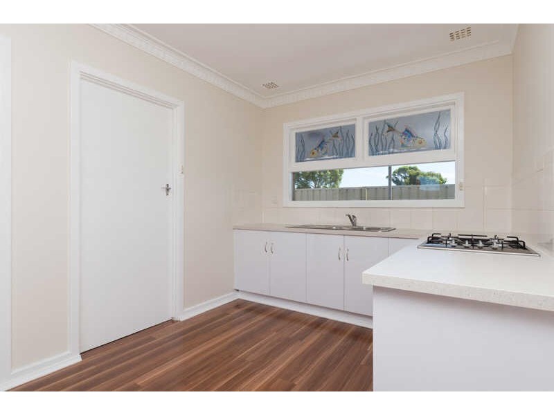 8 Maria Street, Dudley Park WA 6210