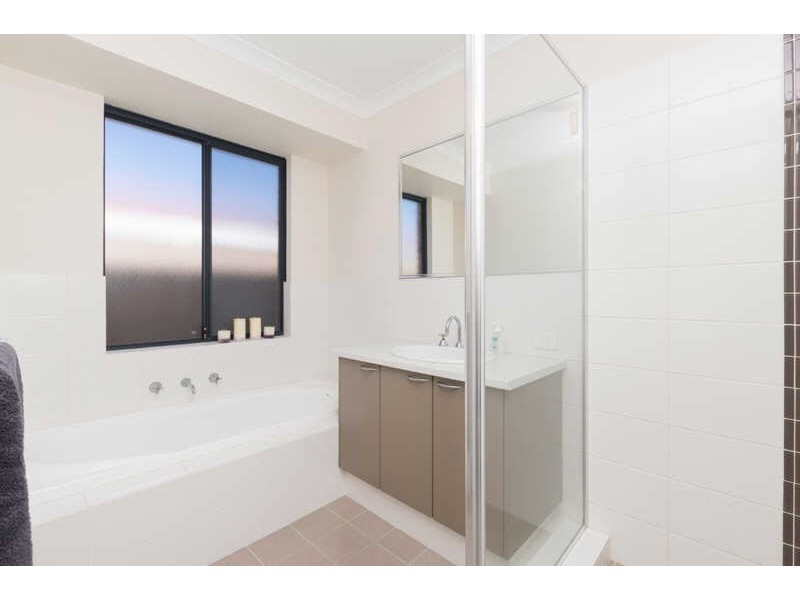 38B Raleigh Street, Carlisle WA 6101