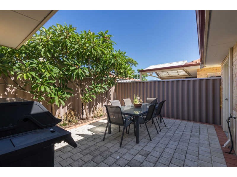 38B Raleigh Street, Carlisle WA 6101