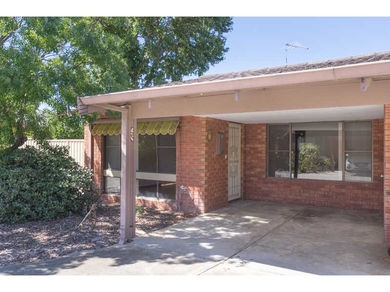 1, 3 Woodrow Place, Dianella WA 6059