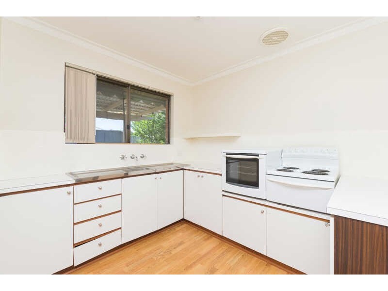 1, 3 Woodrow Place, Dianella WA 6059