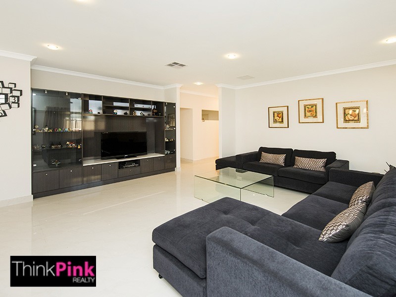 11 Peace Loop, Kewdale WA 6105