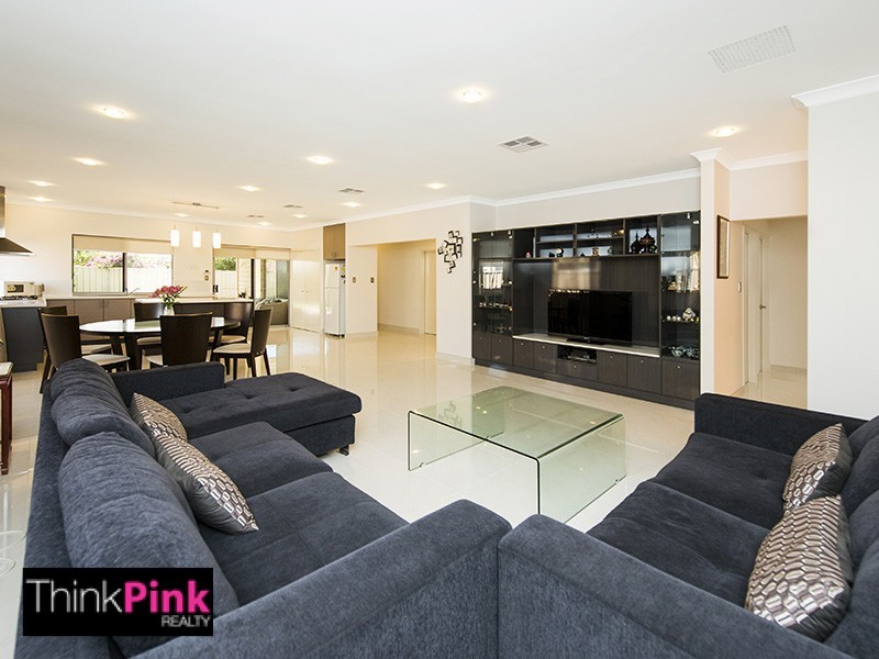 11 Peace Loop, Kewdale WA 6105