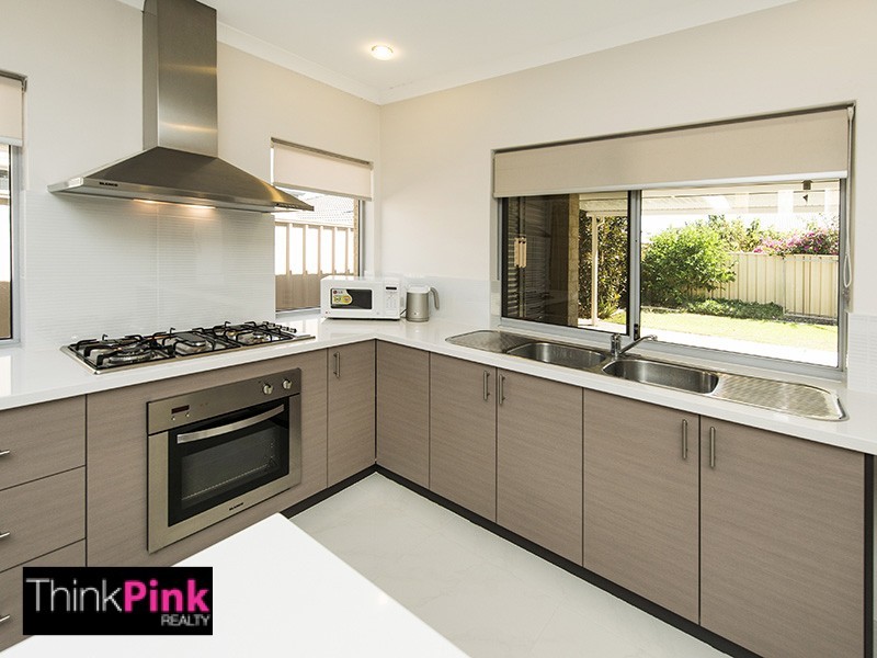 11 Peace Loop, Kewdale WA 6105