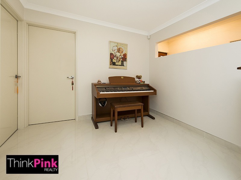 11 Peace Loop, Kewdale WA 6105