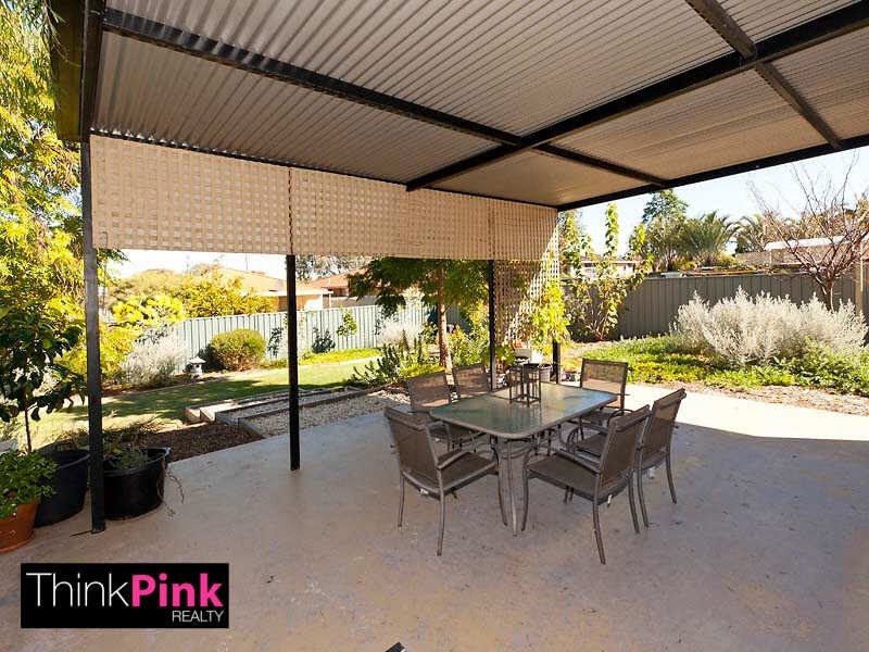 8 Mathews Place, Belmont WA 6104