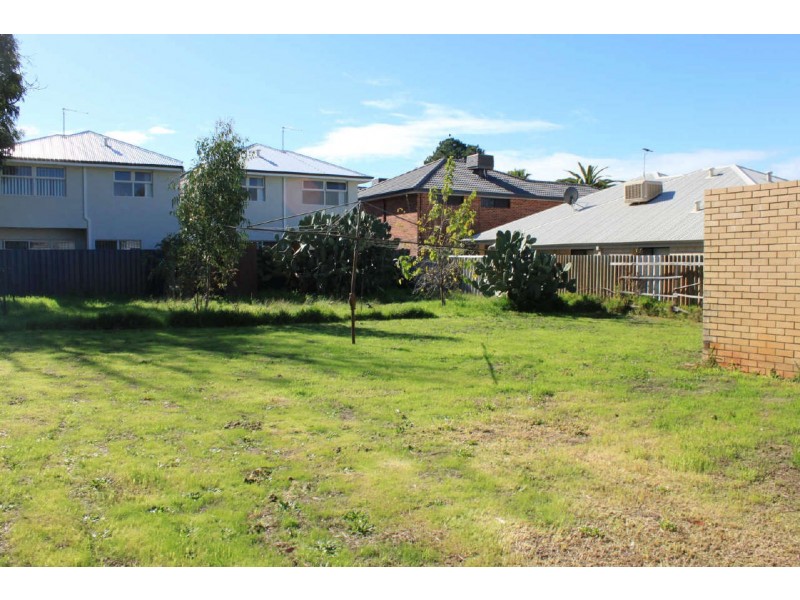 159 Leake Street, Belmont WA 6104