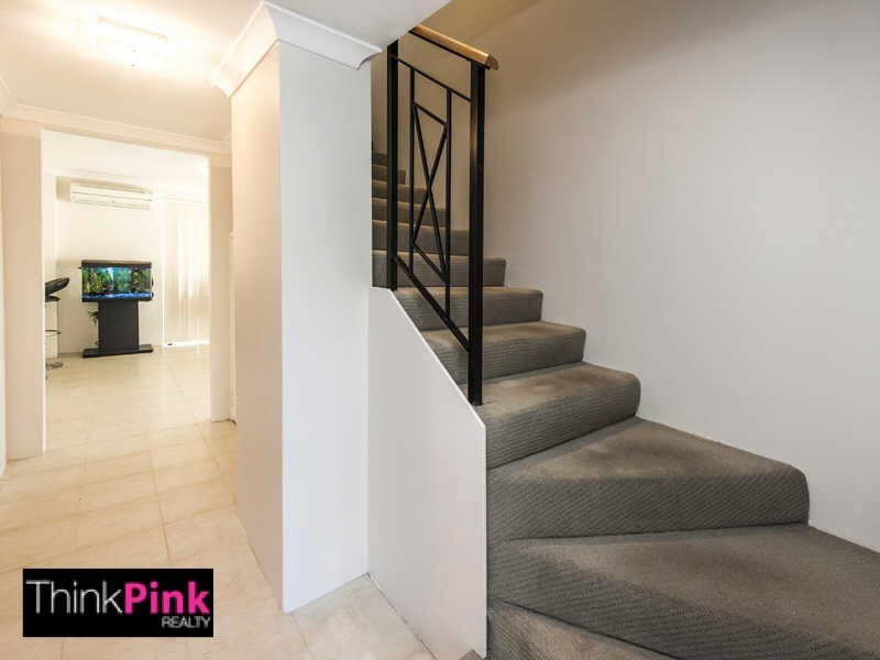 2/76 Wicca Street, Kewdale WA 6105