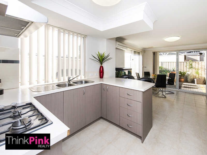 2/76 Wicca Street, Kewdale WA 6105