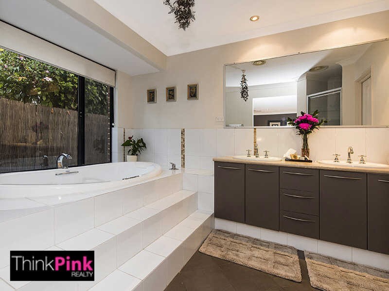 4 Martin Avenue, Rivervale WA 6103