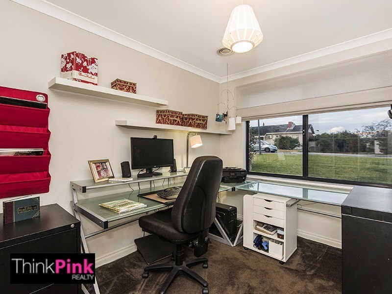 4 Martin Avenue, Rivervale WA 6103