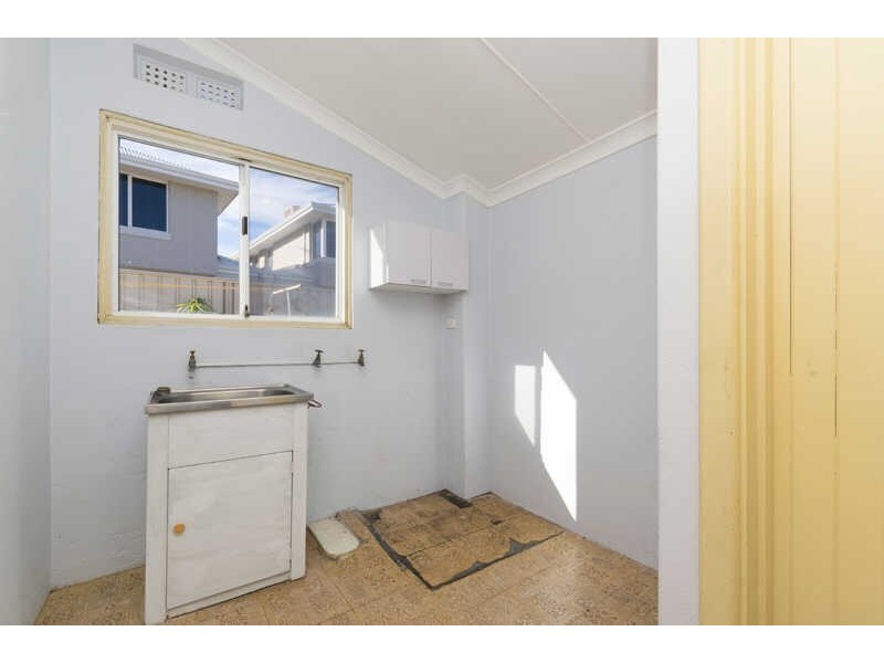 6 Apara Way, Nollamara WA 6061