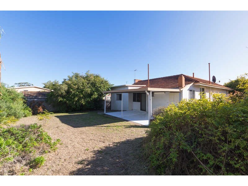 6 Apara Way, Nollamara WA 6061