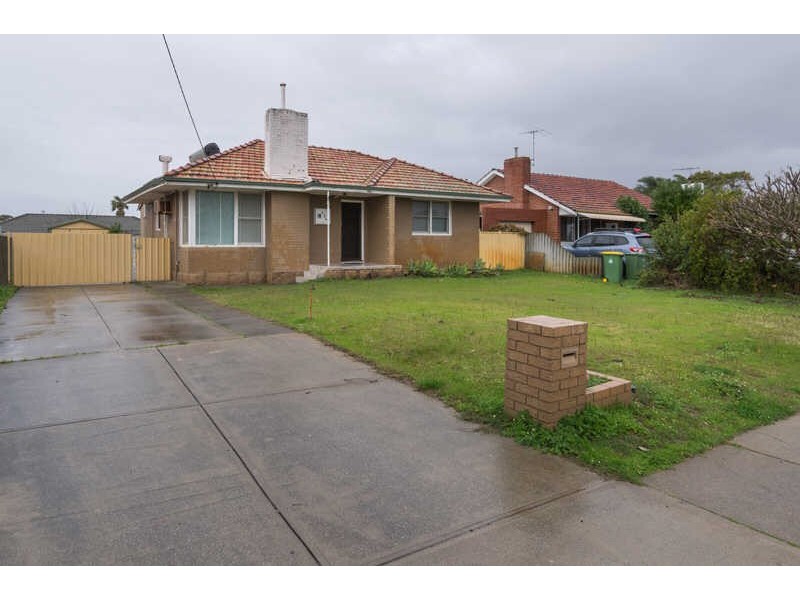 206 Gabriel Street, Cloverdale WA 6105