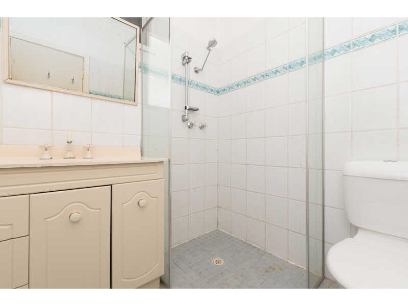 206 Gabriel Street, Cloverdale WA 6105