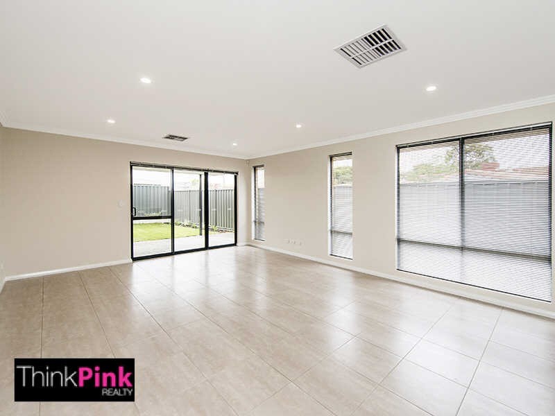 72 Hartfield Street, Queens Park WA 6107