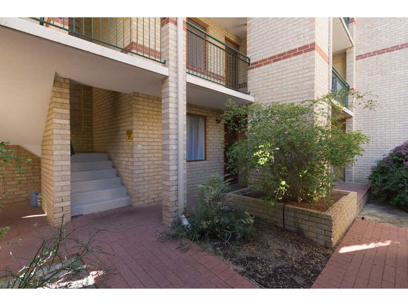 2/18 Forrest Avenue, East Perth WA 6004