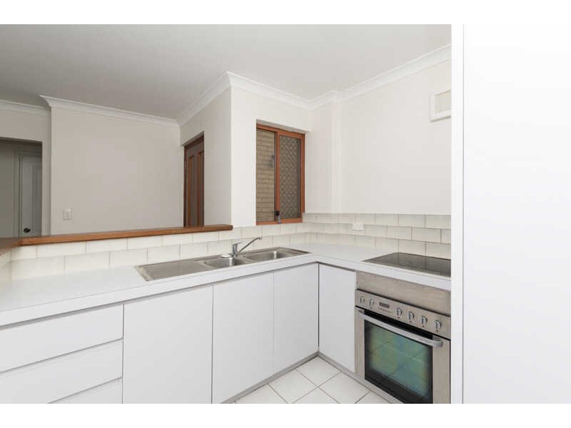 2/18 Forrest Avenue, East Perth WA 6004