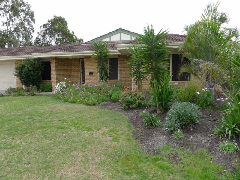 29 Beeston Crescent, Marangaroo WA 6064