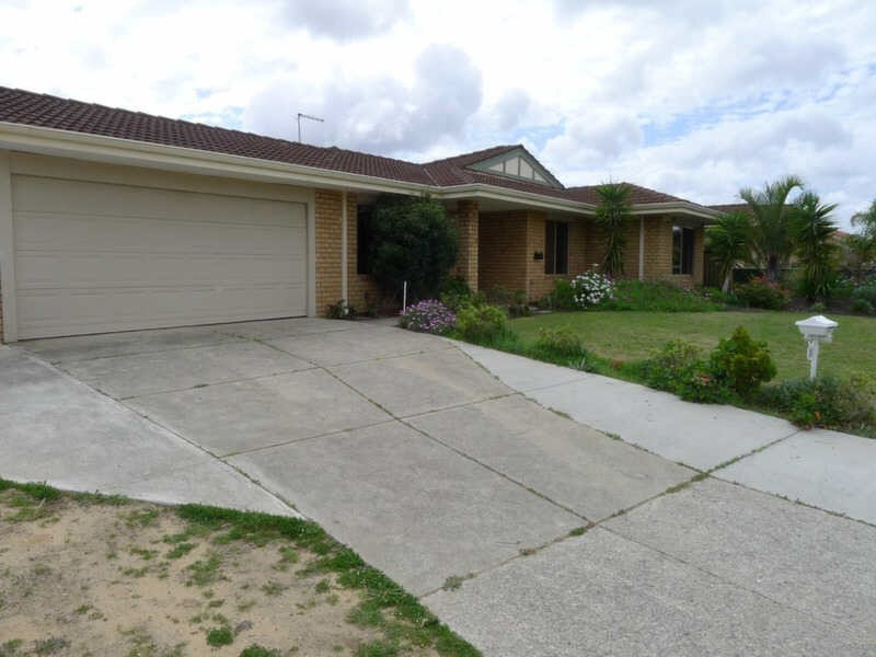 29 Beeston Crescent, Marangaroo WA 6064