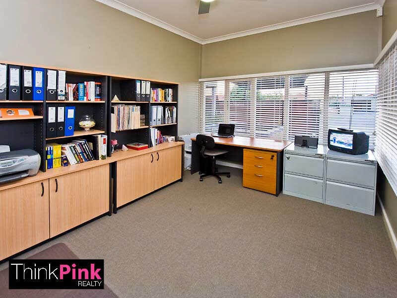 4 Lion Street, Carlisle WA 6101