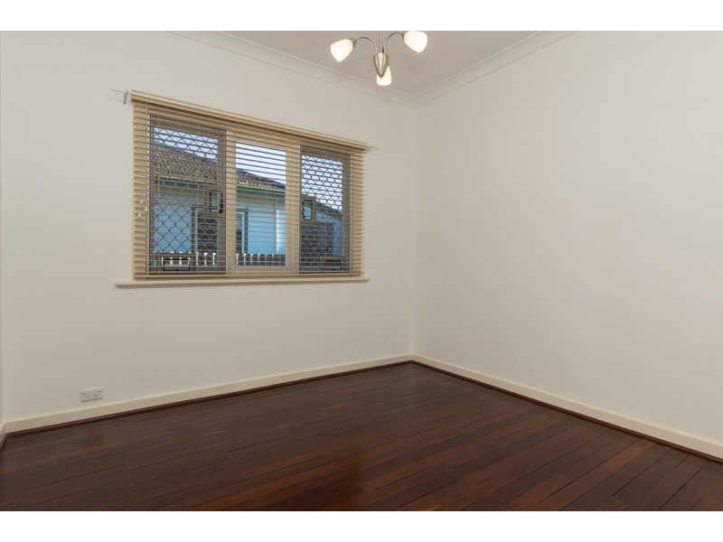 164 Raleigh Street, Carlisle WA 6101