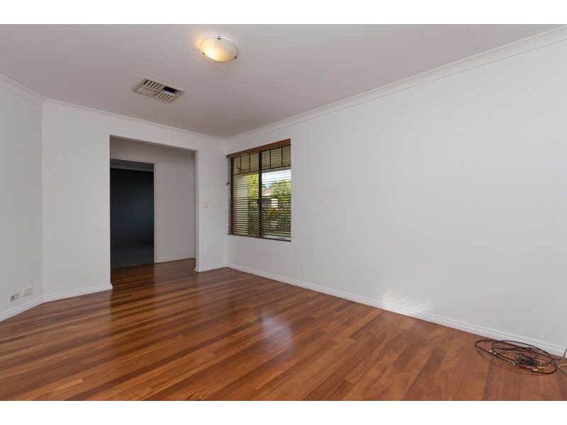7 O’Leary Street, Redcliffe WA 6104