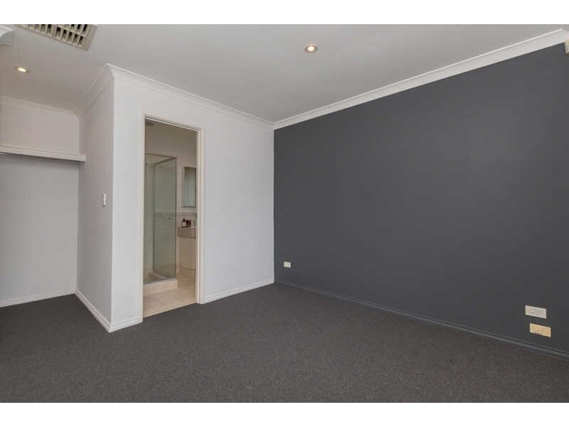 7 O’Leary Street, Redcliffe WA 6104