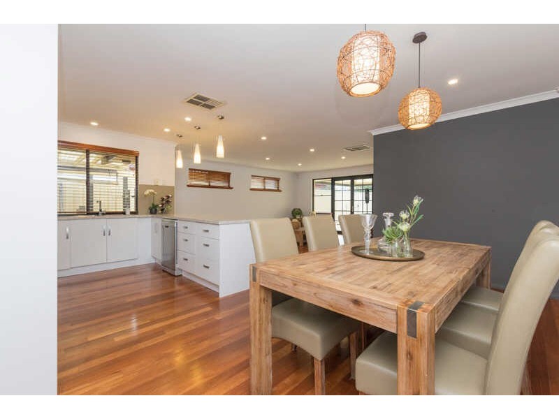 7 O’Leary Street, Redcliffe WA 6104