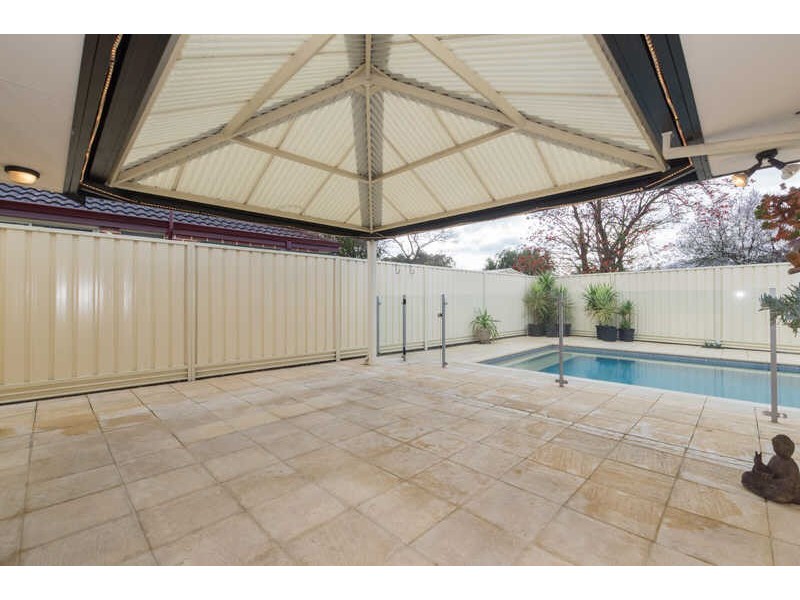 7 O’Leary Street, Redcliffe WA 6104