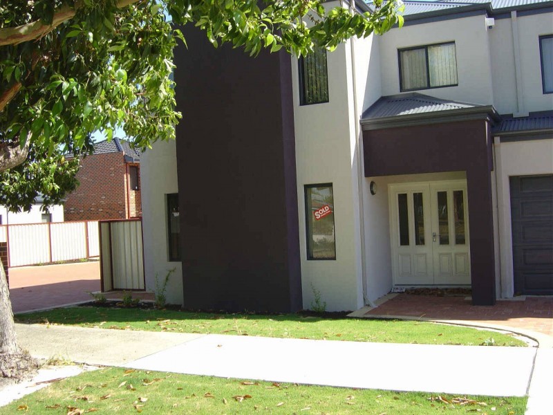 1/194-196 Surrey Road, Rivervale WA 6103