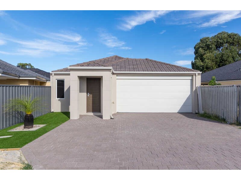 90 Keane Street, Cloverdale WA 6105