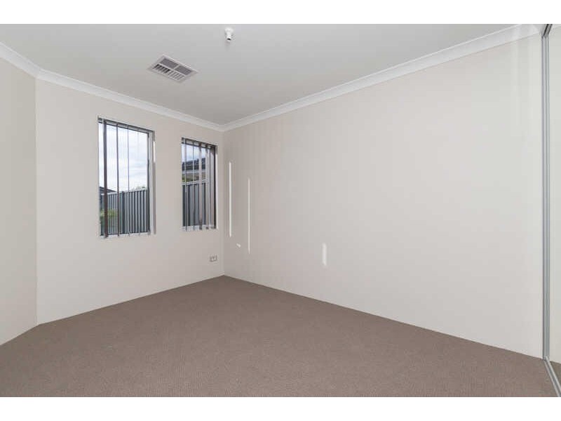 90 Keane Street, Cloverdale WA 6105