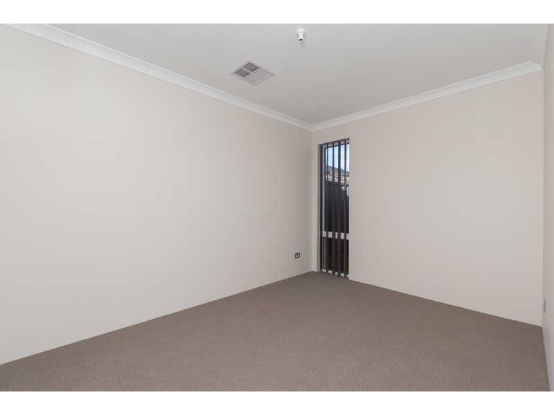 90 Keane Street, Cloverdale WA 6105