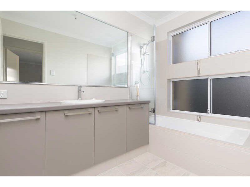 90 Keane Street, Cloverdale WA 6105