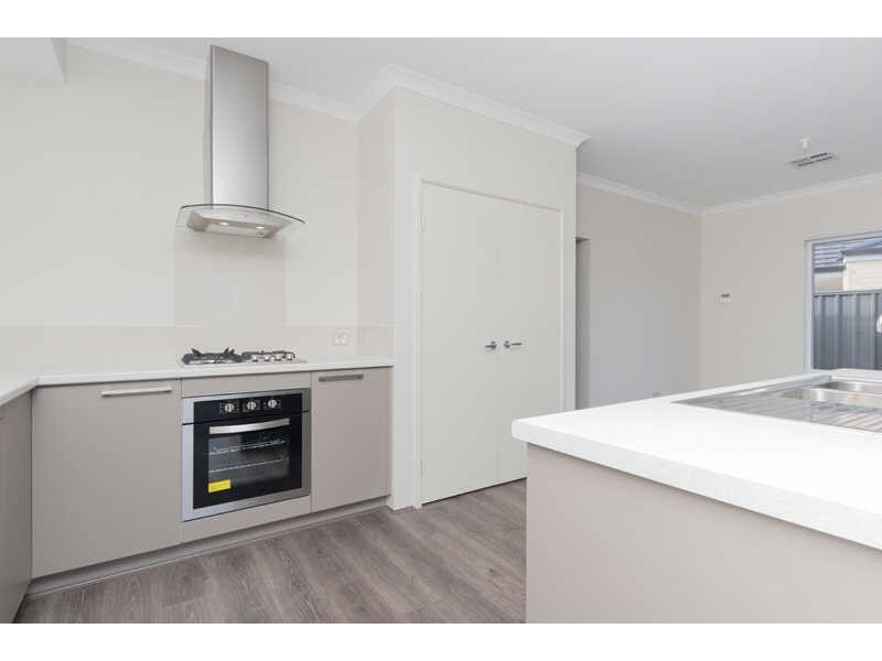 90 Keane Street, Cloverdale WA 6105