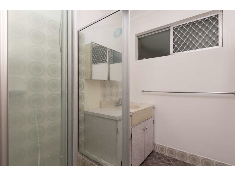 13 Rowlands Street, Kewdale WA 6105