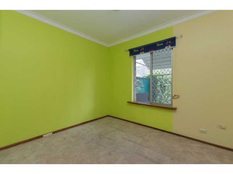 13 Rowlands Street, Kewdale WA 6105